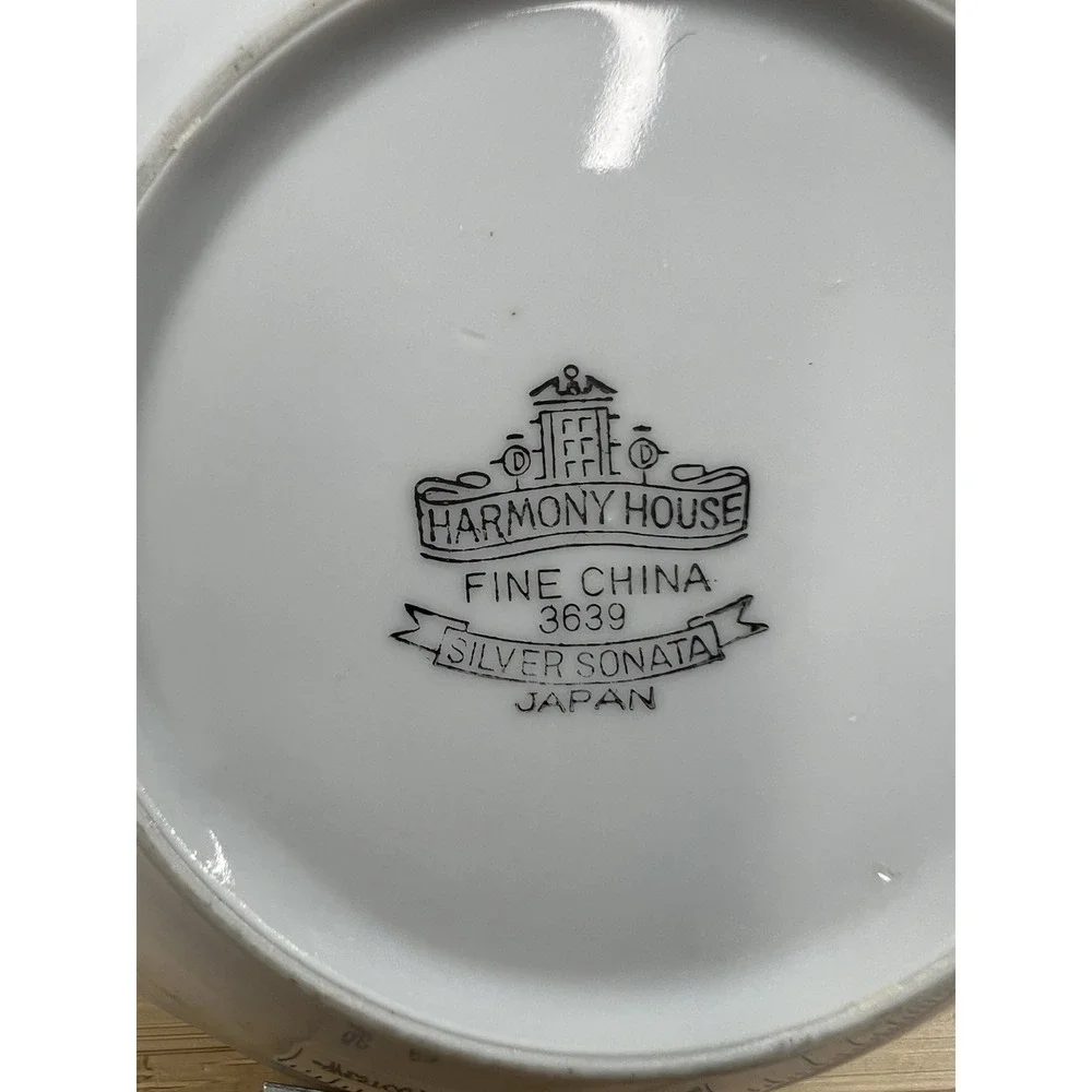 Harmony House Silver Sonata Fruit Bowls Set of 8 Japan Fine China 5.5